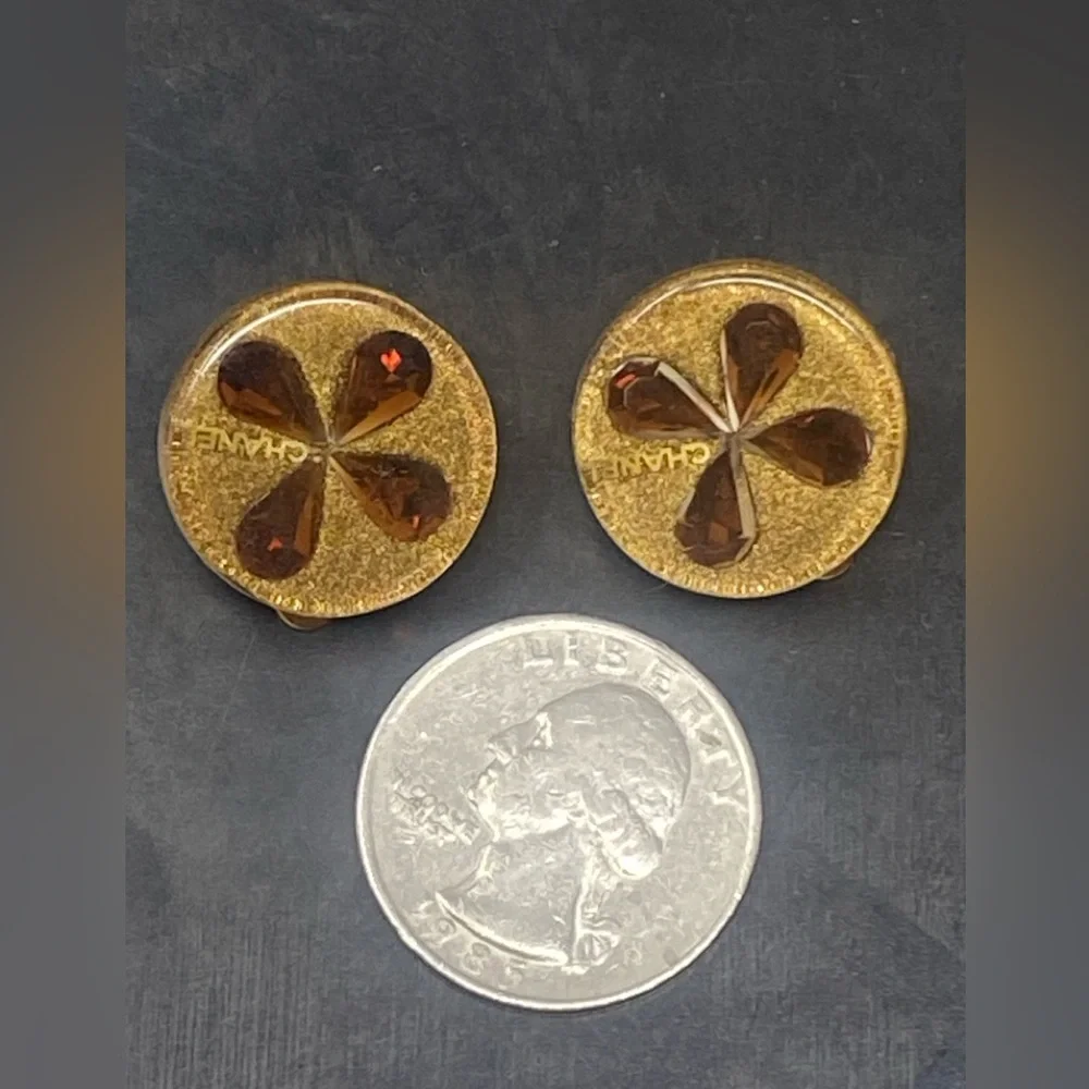 Chanel Vintage Lucite Amber Four Leaf Clip On Earrings - Picture 7 of 16